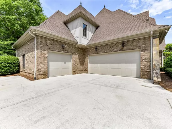 Davidson, NC 28036,825 Hudson PL