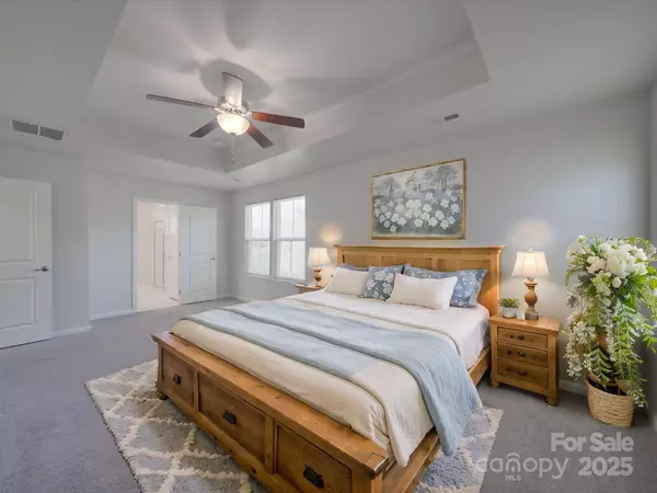 Matthews, NC 28104,1210 Longwall LN