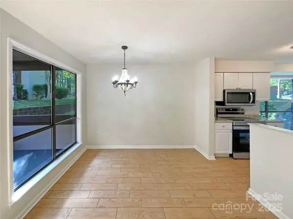 Charlotte, NC 28227,7116 Winery LN