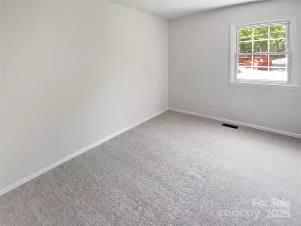Charlotte, NC 28210,8026 Regent Park LN