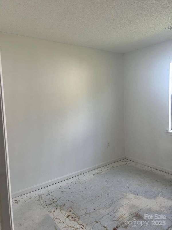 Pineville, NC 28134,13933 Eden CT
