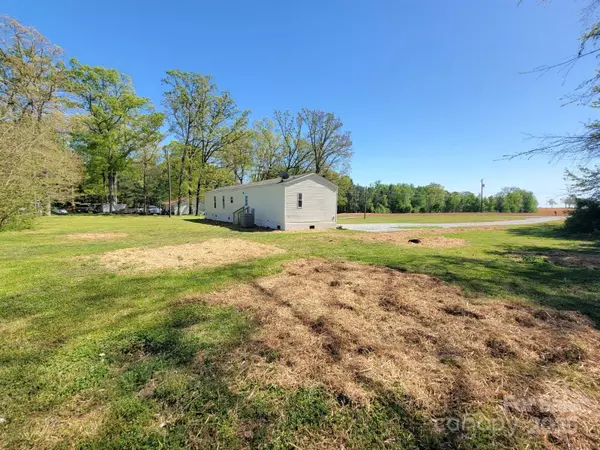 Shelby, NC 28150,2822 Hugh Harrill RD