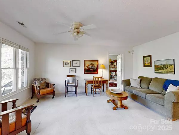 Arden, NC 28704,204 Rocky Mountain WAY