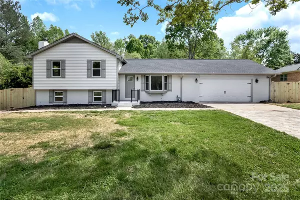 205 Mcgregor RD, Gastonia, NC 28056