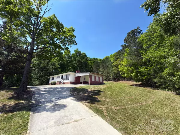 Norwood, NC 28128,12719 Cottonville RD