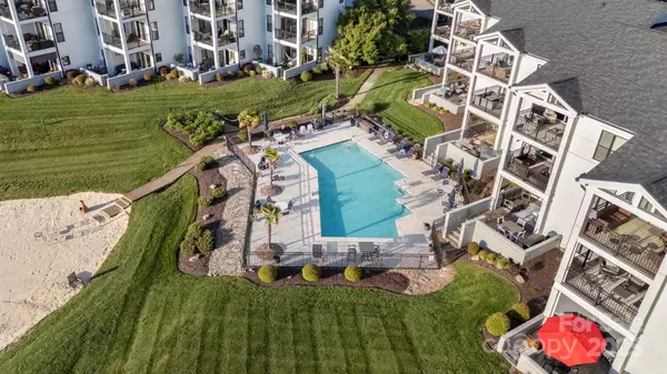 Cornelius, NC 28031,17810 Half Moon LN #L