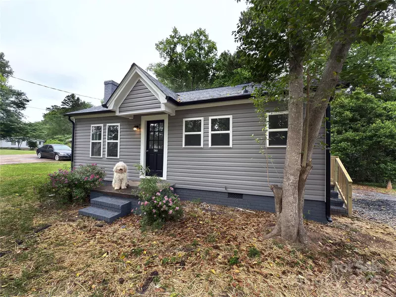 589 Fork RD, Norwood, NC 28128