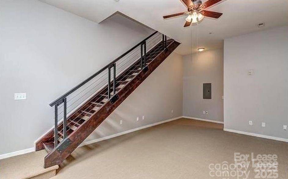 Charlotte, NC 28203,2125 Southend DR #402