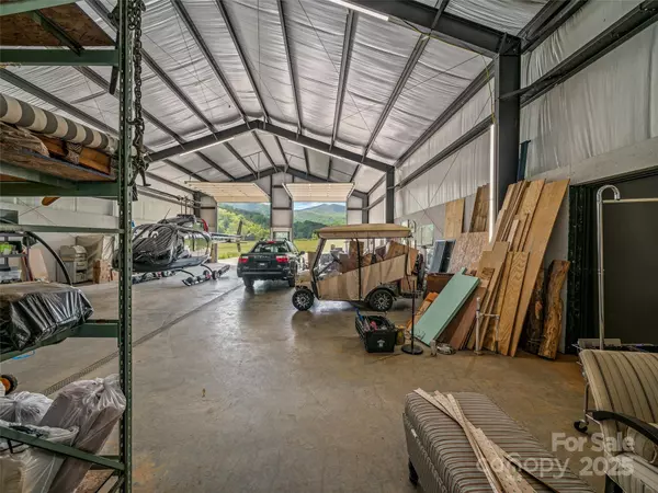Burnsville, NC 28714,124 Shootout LN