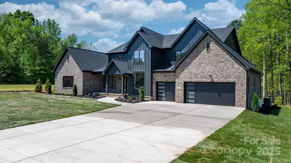 Terrell, NC 28682,4377 Kiser Island RD