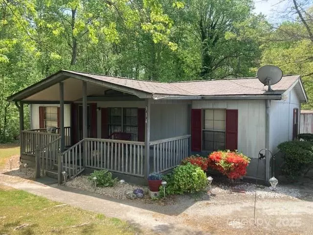 314 Phillips DR, Forest City, NC 28043