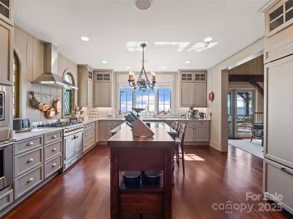 Mill Spring, NC 28756,132 Eastman PL
