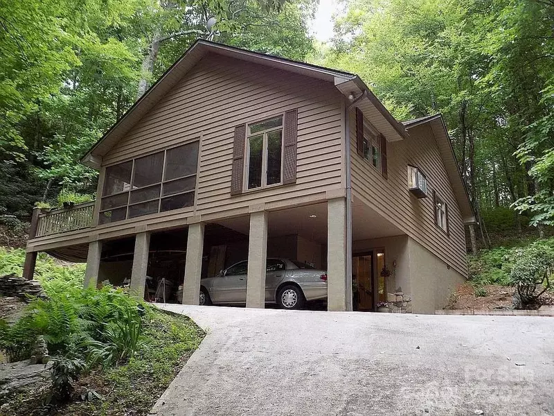 4122 Connestee TRL, Brevard, NC 28712