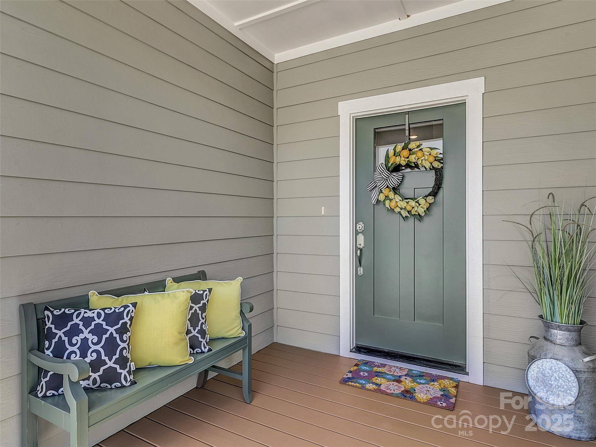Hendersonville, NC 28792,250 Leyland CIR
