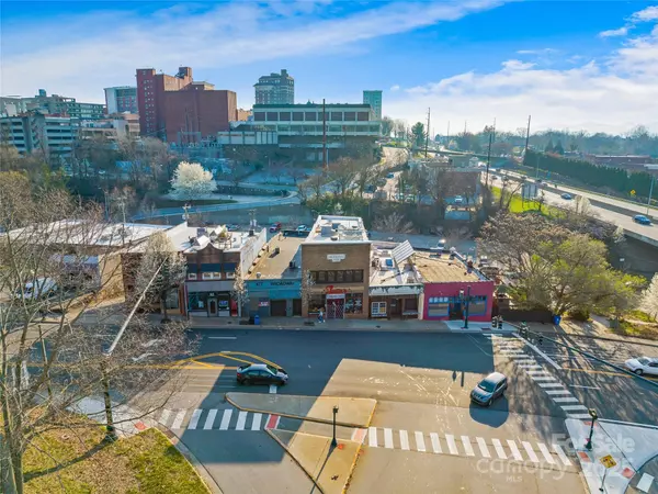 Asheville, NC 28801,114 N Lexington AVE