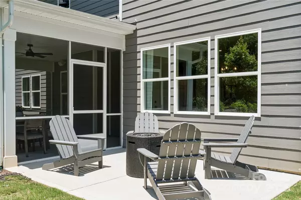 Matthews, NC 28104,424 Balboa ST