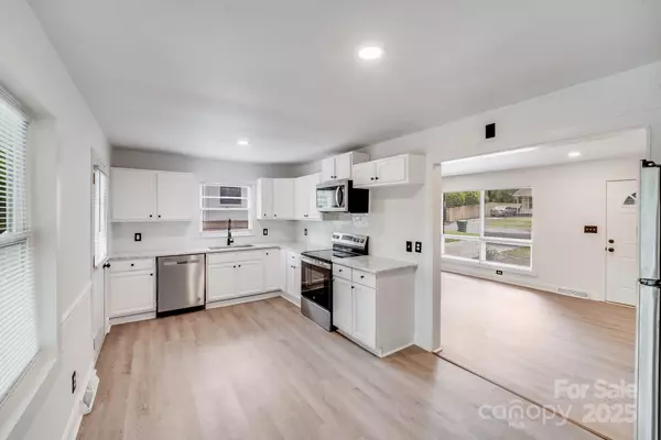 Charlotte, NC 28215,3619 Bankston PL