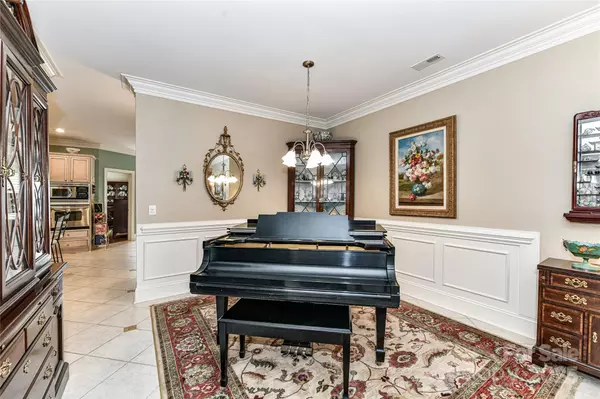 Davidson, NC 28036,172 Harper Lee ST