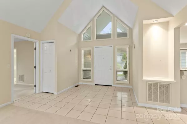 Flat Rock, NC 28731,111 Broadmoor DR