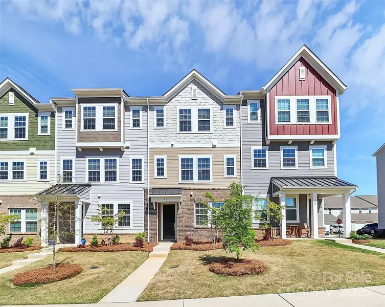 147 Morning Gap Pkwy, Fort Mill, SC 29715