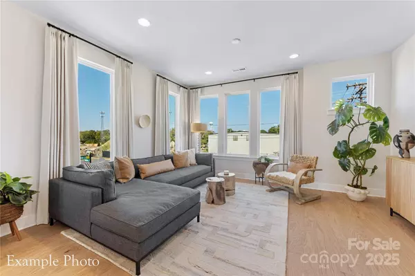 Charlotte, NC 28217,550 Rountree RD #10