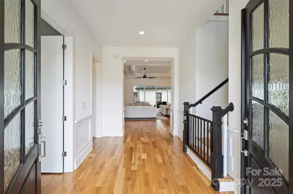 Charlotte, NC 28205,3242 Maymont PL