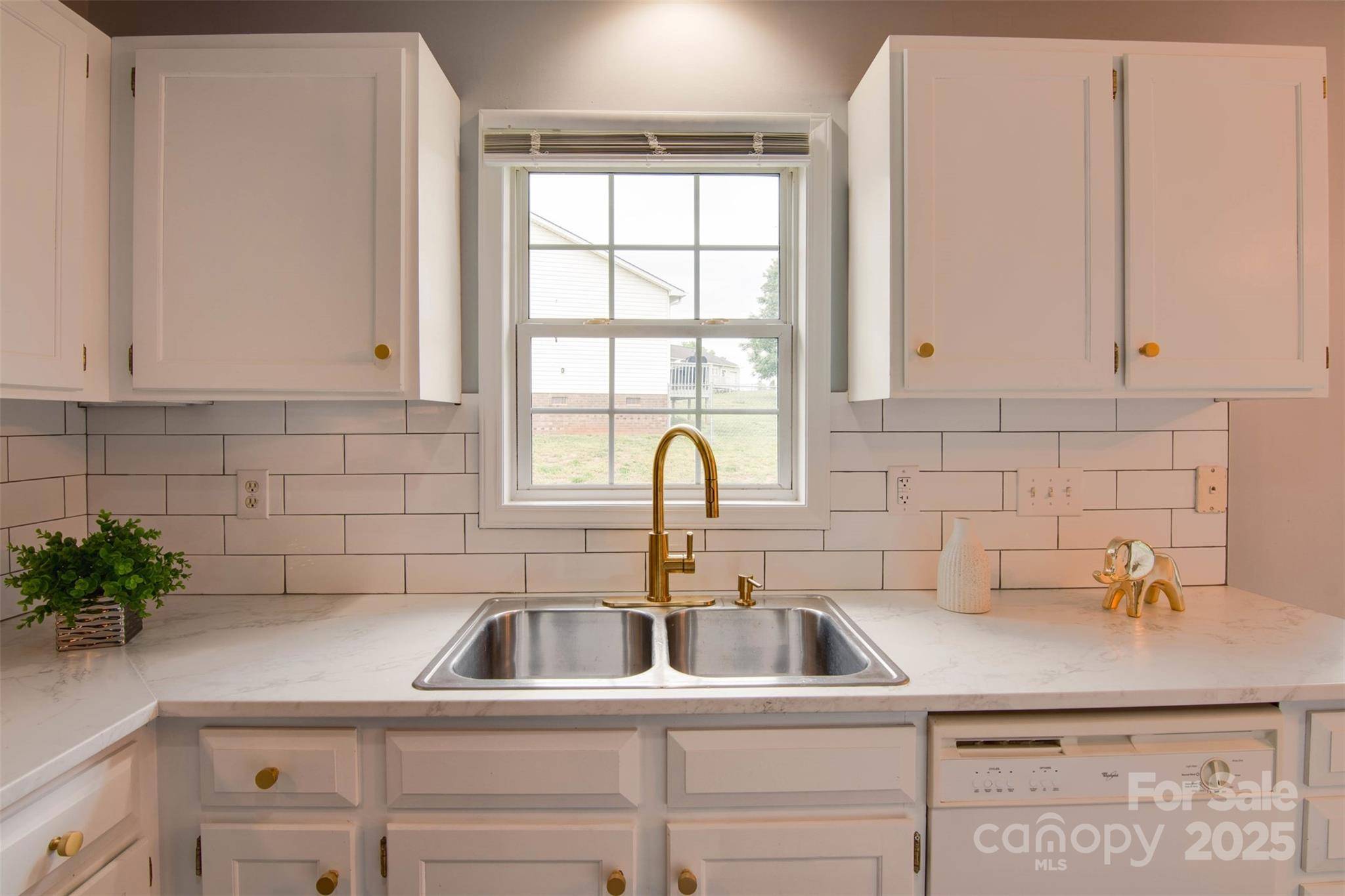 Shelby, NC 28152,301 Walkers Ridge DR