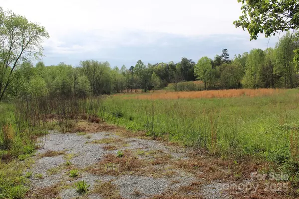 Rutherfordton, NC 28139,332 Parris RD