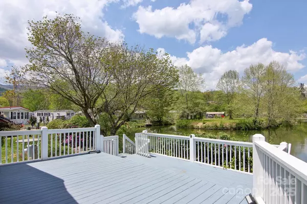 Waynesville, NC 28785,222 Pike PT