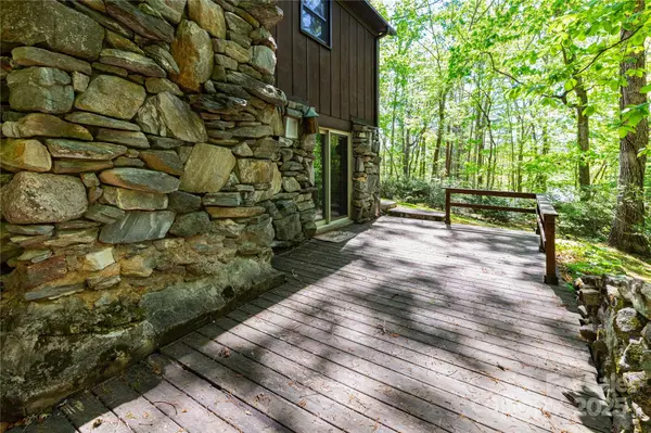 Arden, NC 28704,6 Woodmere DR