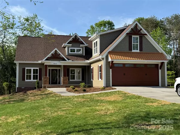 3642 46th AVE NE #16, Hickory, NC 28601