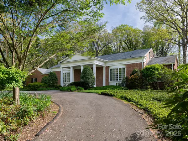 Asheville, NC 28803,10 Stuyvesant RD