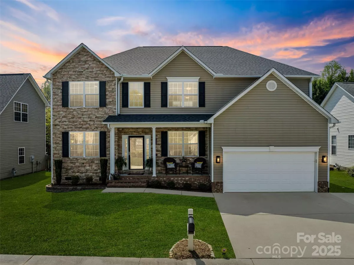 Arden, NC 28704,3 Holmes LN