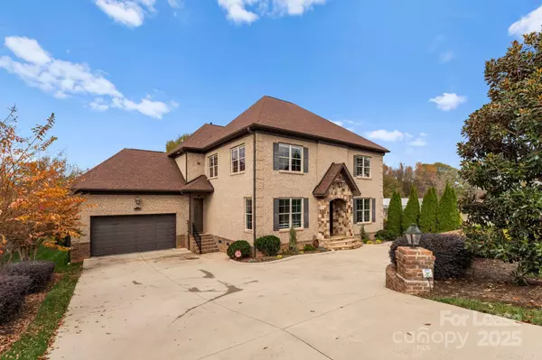 17136 Carolina Academy RD, Charlotte, NC 28277