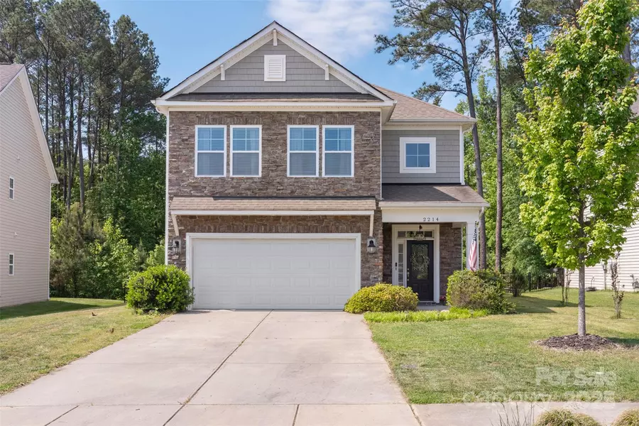 2214 Laurens DR, Concord, NC 28027