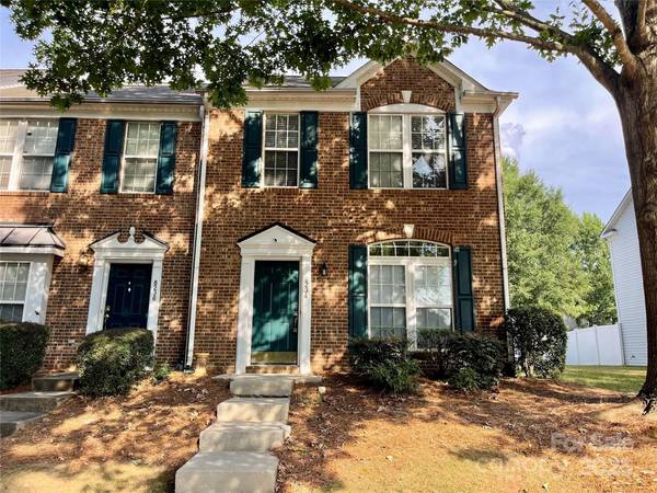 8234 Shinkansen DR, Charlotte, NC 28213
