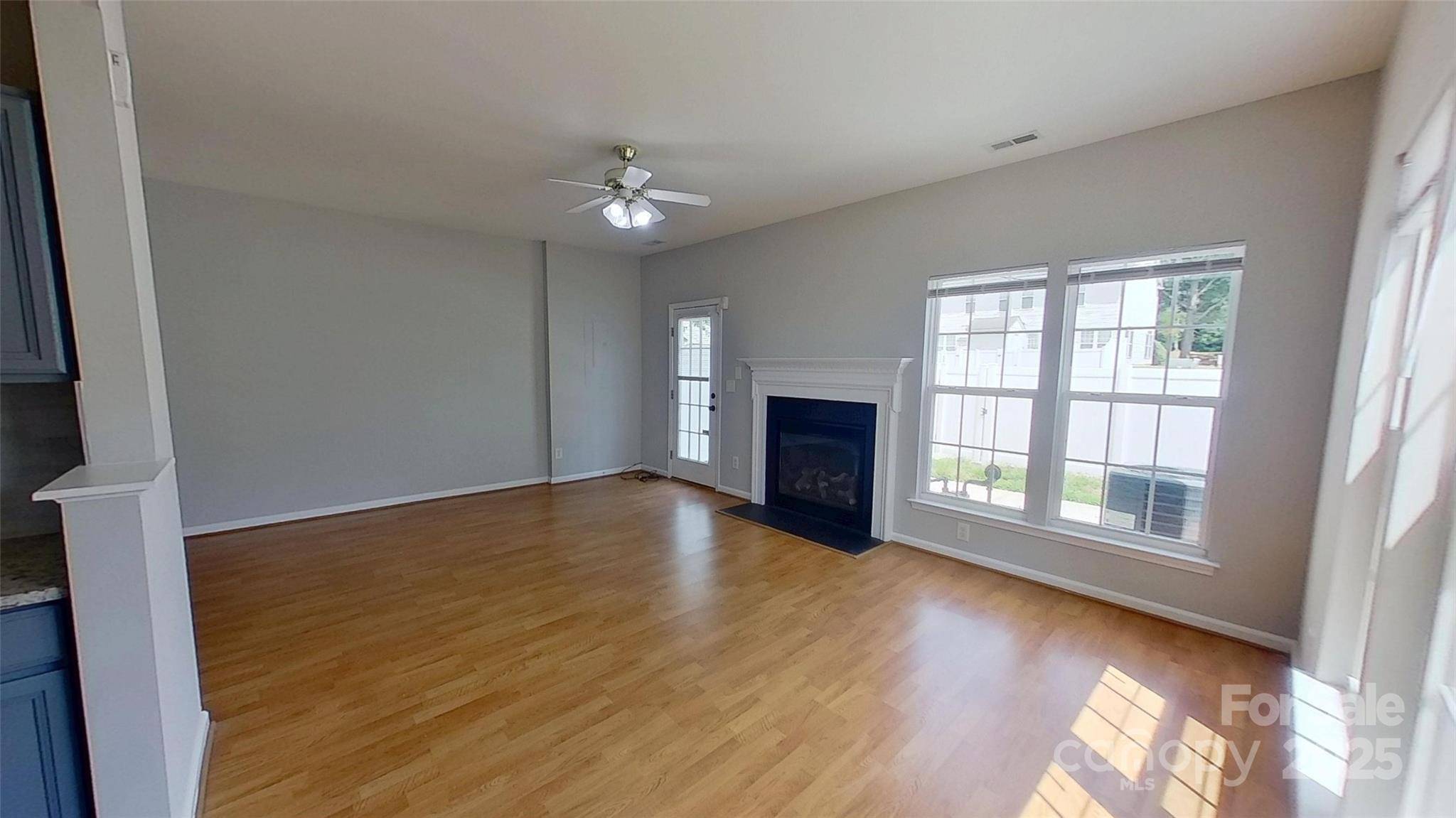 Charlotte, NC 28213,8234 Shinkansen DR