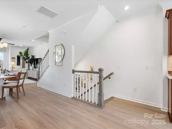 Charlotte, NC 28217,5644 Kingspan DR