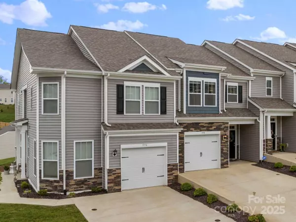 558 Big Sur LOOP, Asheville, NC 28806