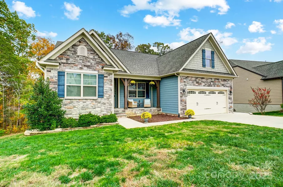 1150 Hearth LN SW, Concord, NC 28025