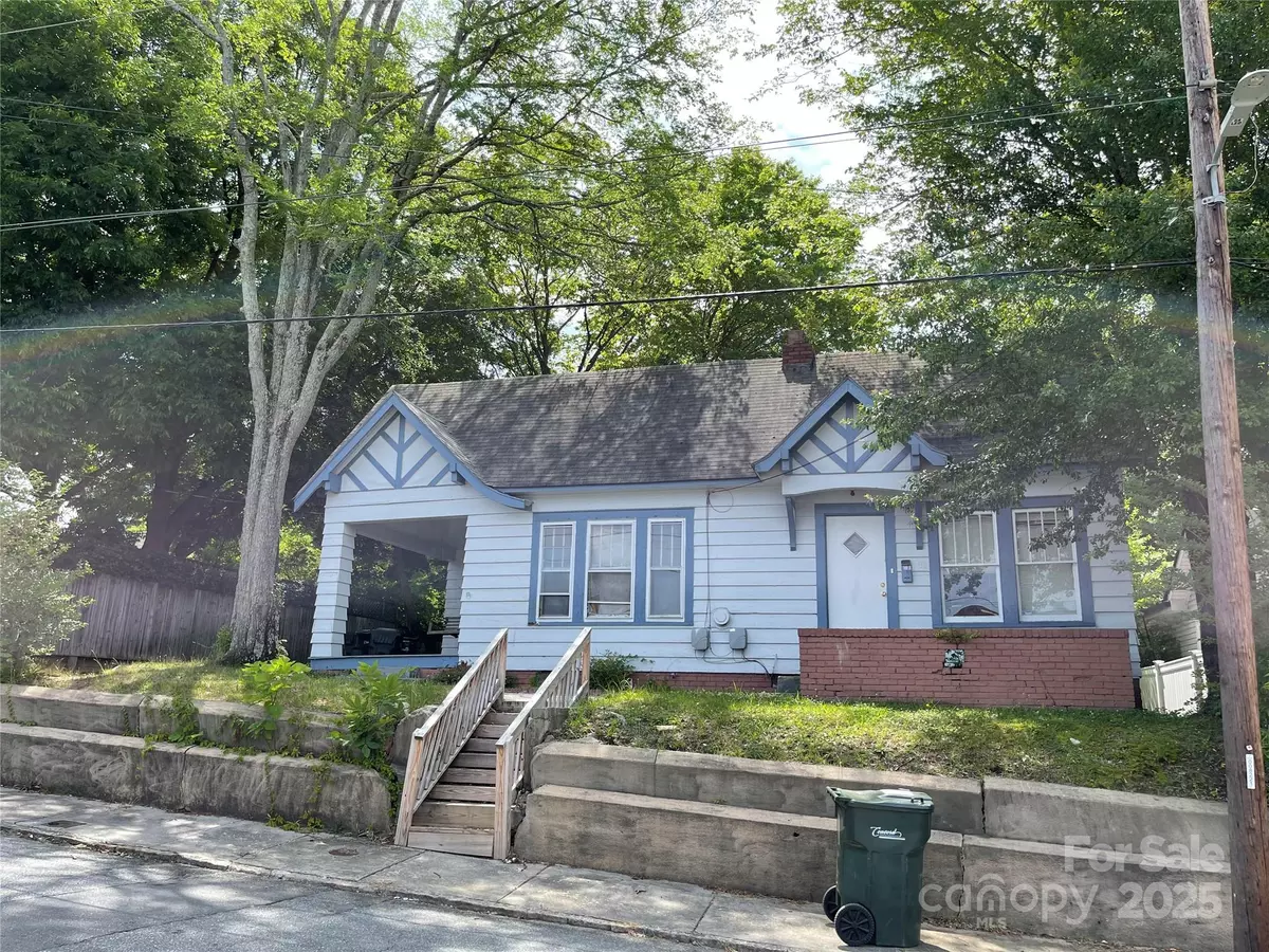 Concord, NC 28025,81 Academy AVE NW