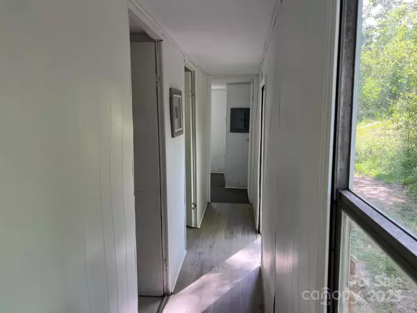 Morganton, NC 28655,1040 Pea Patch LN