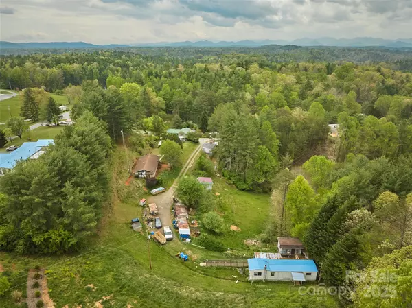 Mars Hill, NC 28754,68 Upper White Oak RD