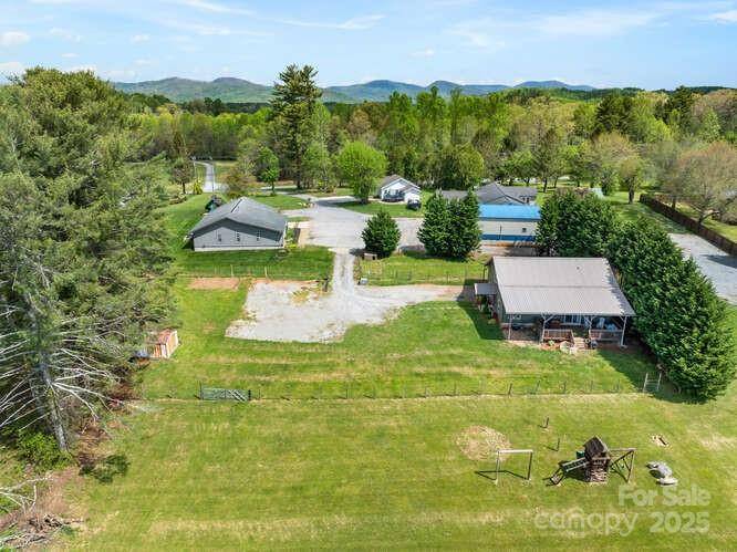 Hendersonville, NC 28792,000 Twin Elm Knoll