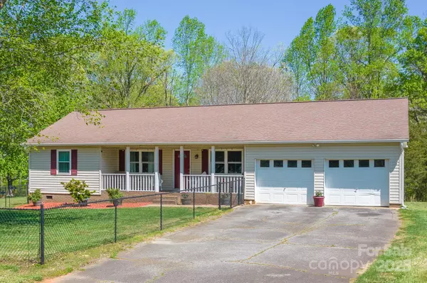 174 Stewart Acres DR, Statesville, NC 28677