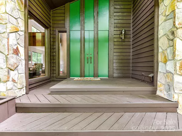 Charlotte, NC 28277,6017 Lake Providence LN