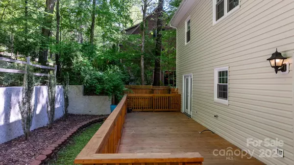 Lenoir, NC 28645,1026 Wellington CT