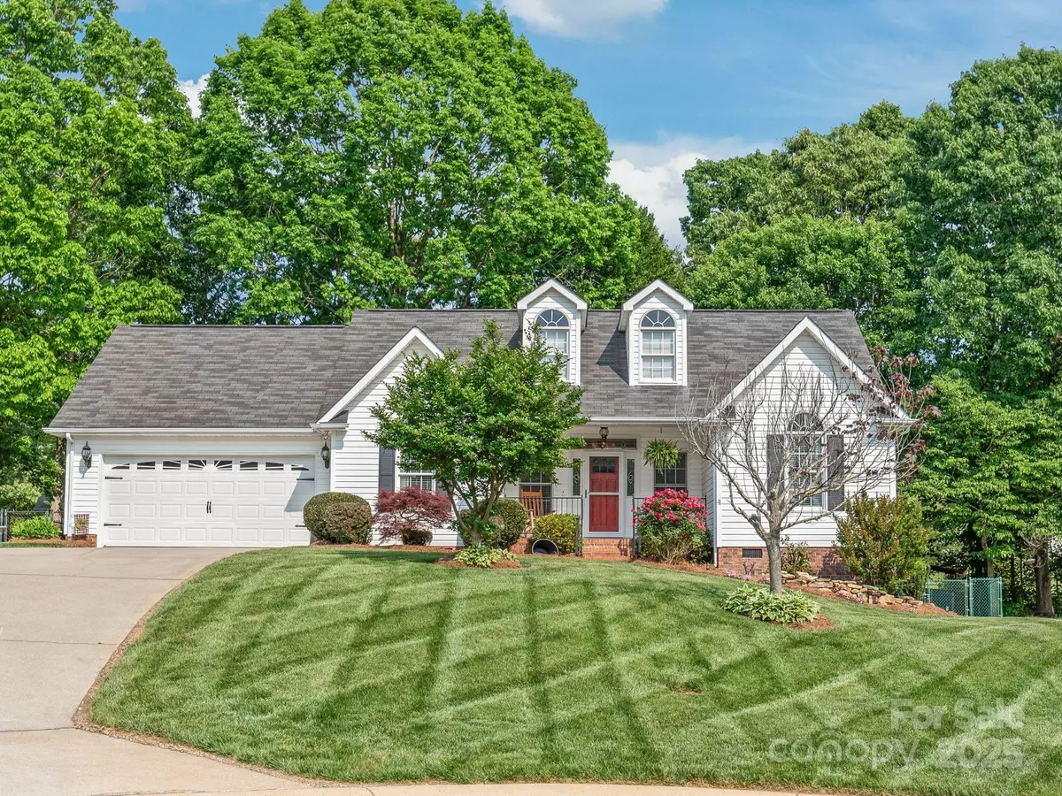 Gastonia, NC 28052,1542 Crowders Woods DR