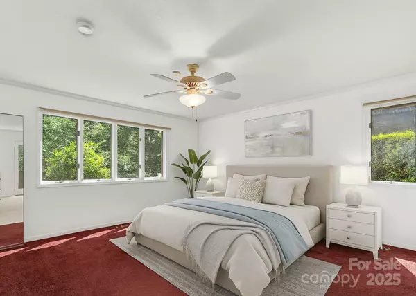 Hendersonville, NC 28739,115 #2 Bent Tree DR #F2+Garage