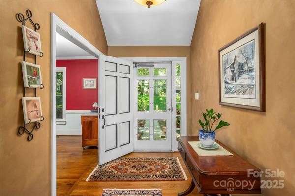 Winston Salem, NC 27104,3275 Nottingham RD